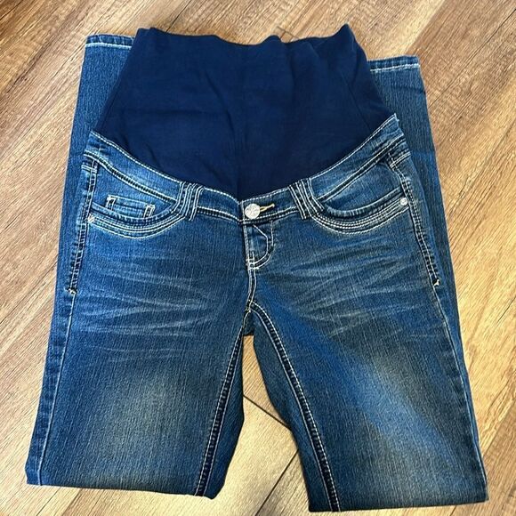 Beautiful Thyme maternity jeans - Picture 3 of 5